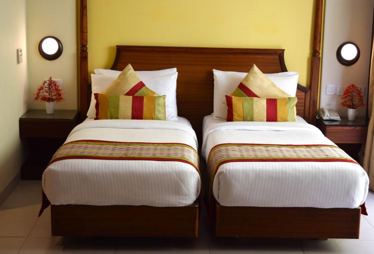 Sea Breeze Max Resort & Spa Margao Exterior foto