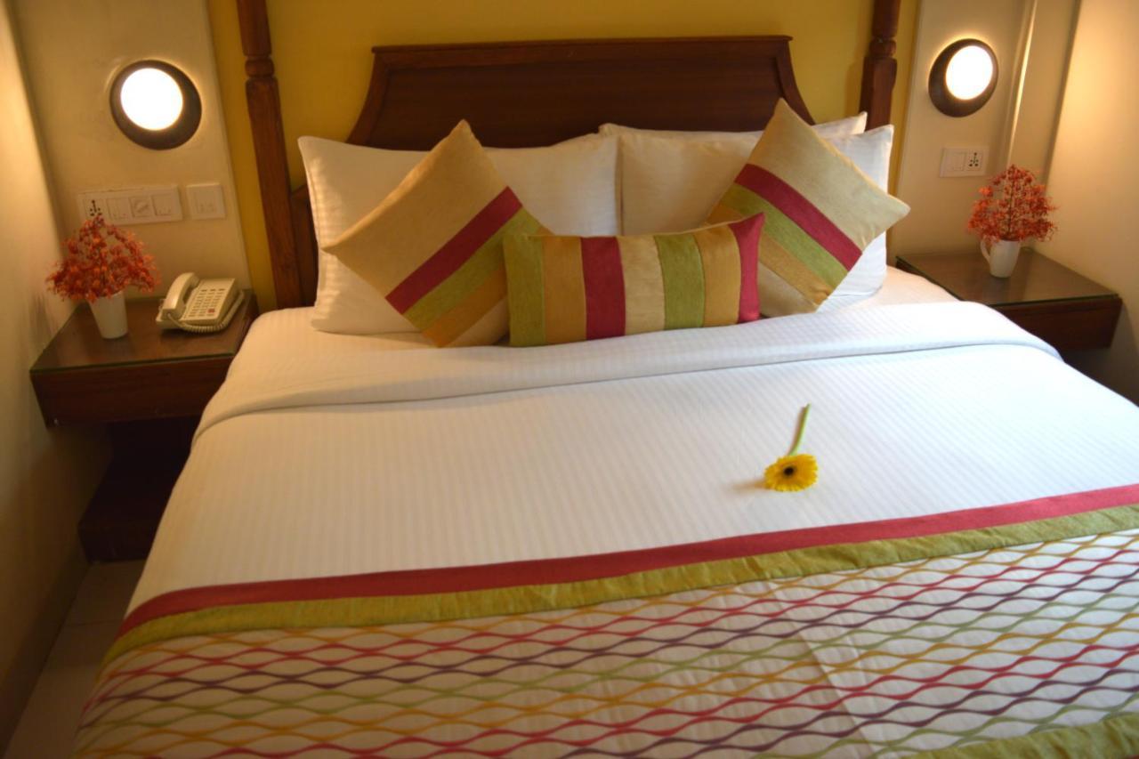 Sea Breeze Max Resort & Spa Margao Exterior foto